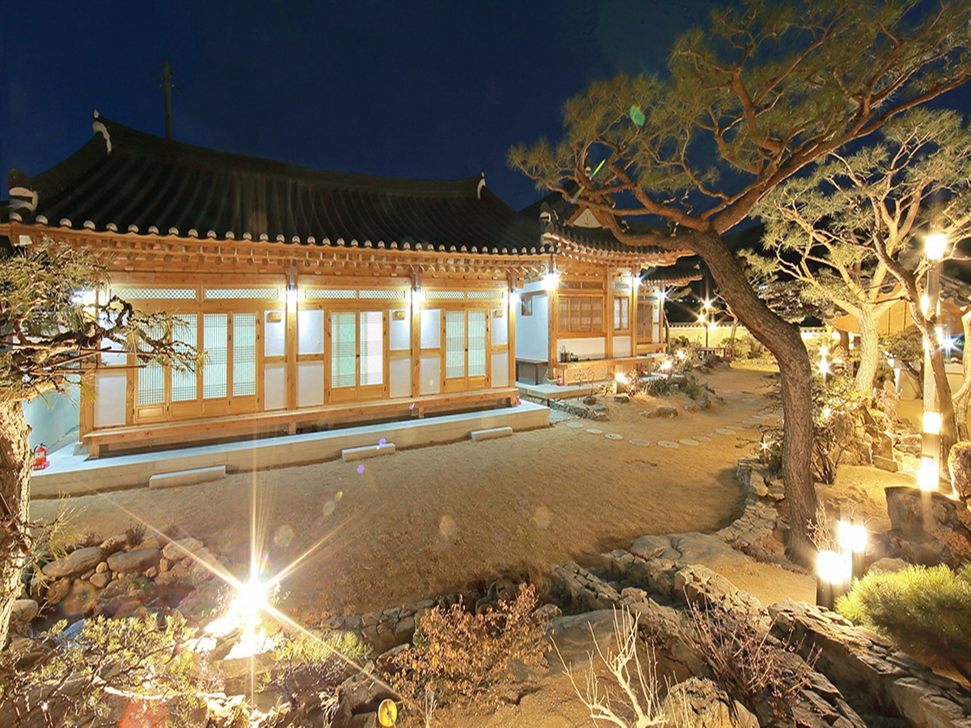 Cheonggong Hanok Stay Gyeongju Extérieur photo